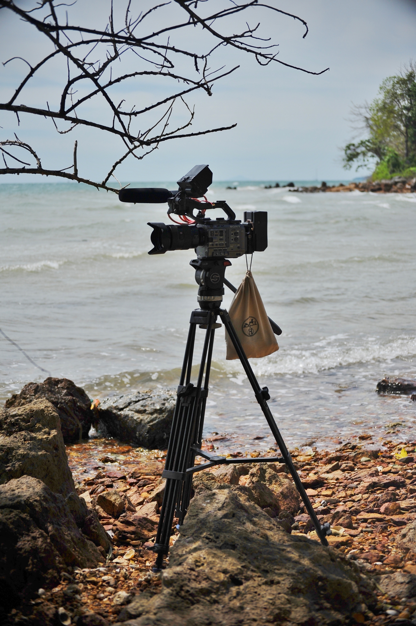 The video team employed by UNICEF during their shooting in Koh Ach Seh.